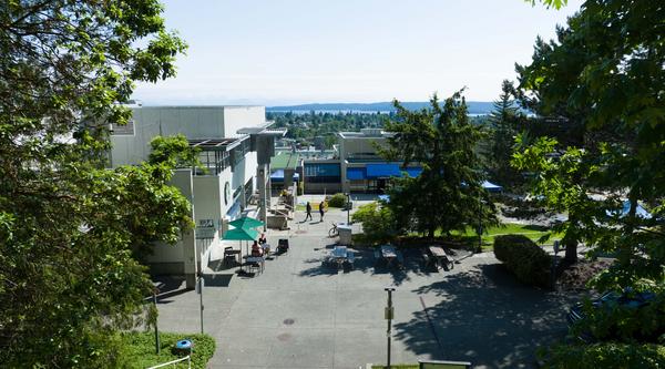 VIU Nanaimo campus aerial - view of library and quad and city beyond