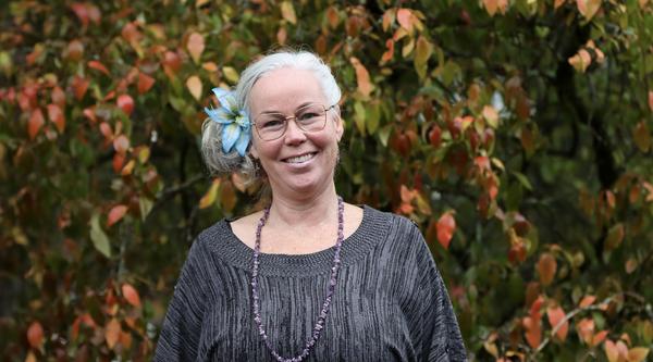 Headshot of Eliza Gardiner