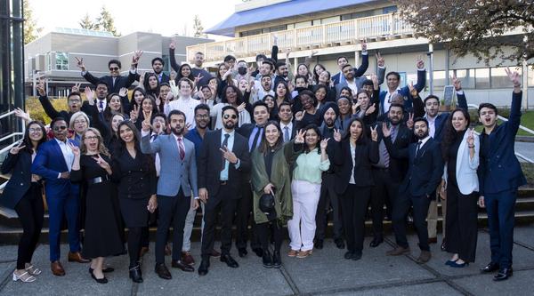 MBA students posing as a big group