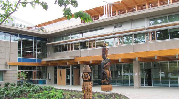 The front entrance to the VIU Cowichan building in Duncan