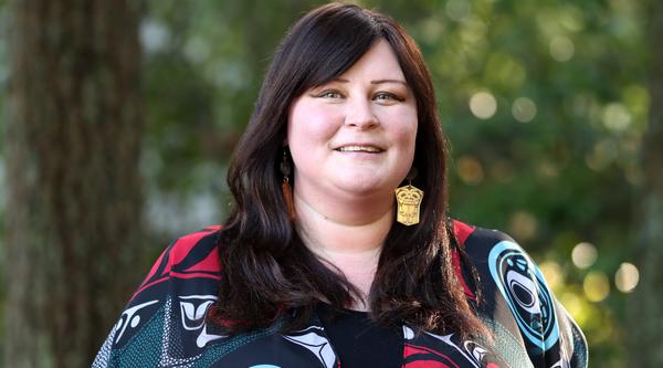 Sheena Robinson portrait shot