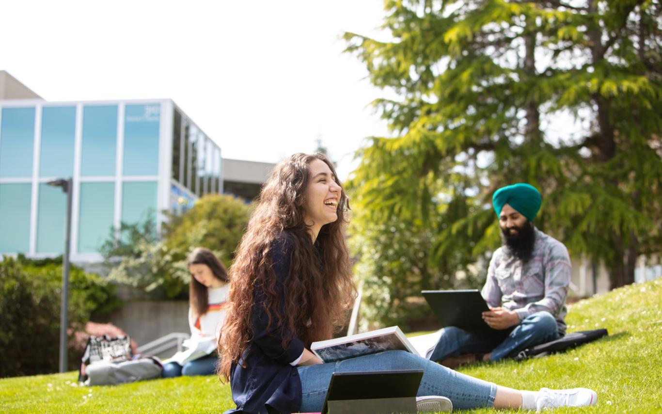 Students in quad at VIU's Nanaimo campus