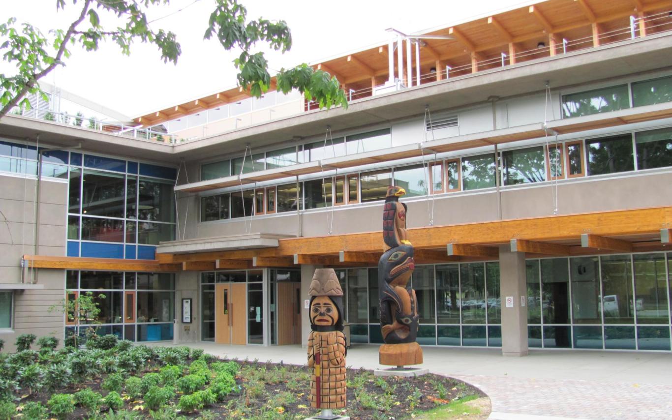 The front entrance to the VIU Cowichan building in Duncan