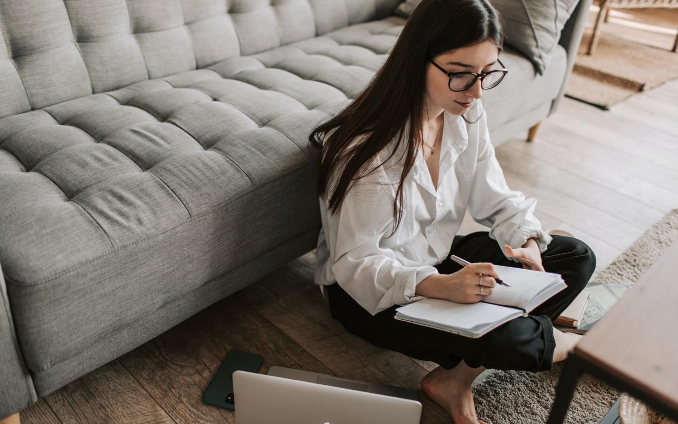 Student writing a research paper